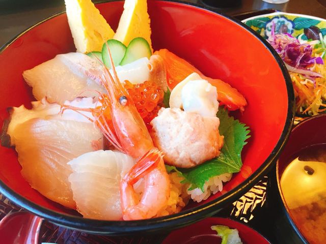 能登海鮮丼　みとね