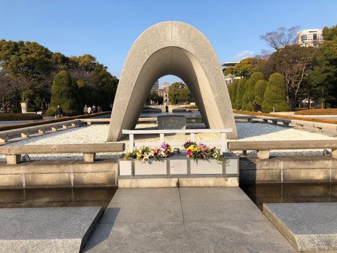 原爆慰霊碑